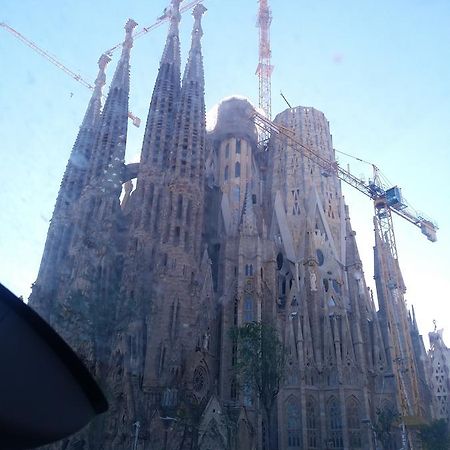 Apartamento Sagrada Familia Barcelona Kültér fotó